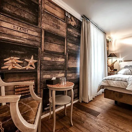 Touring Hotel Arosa